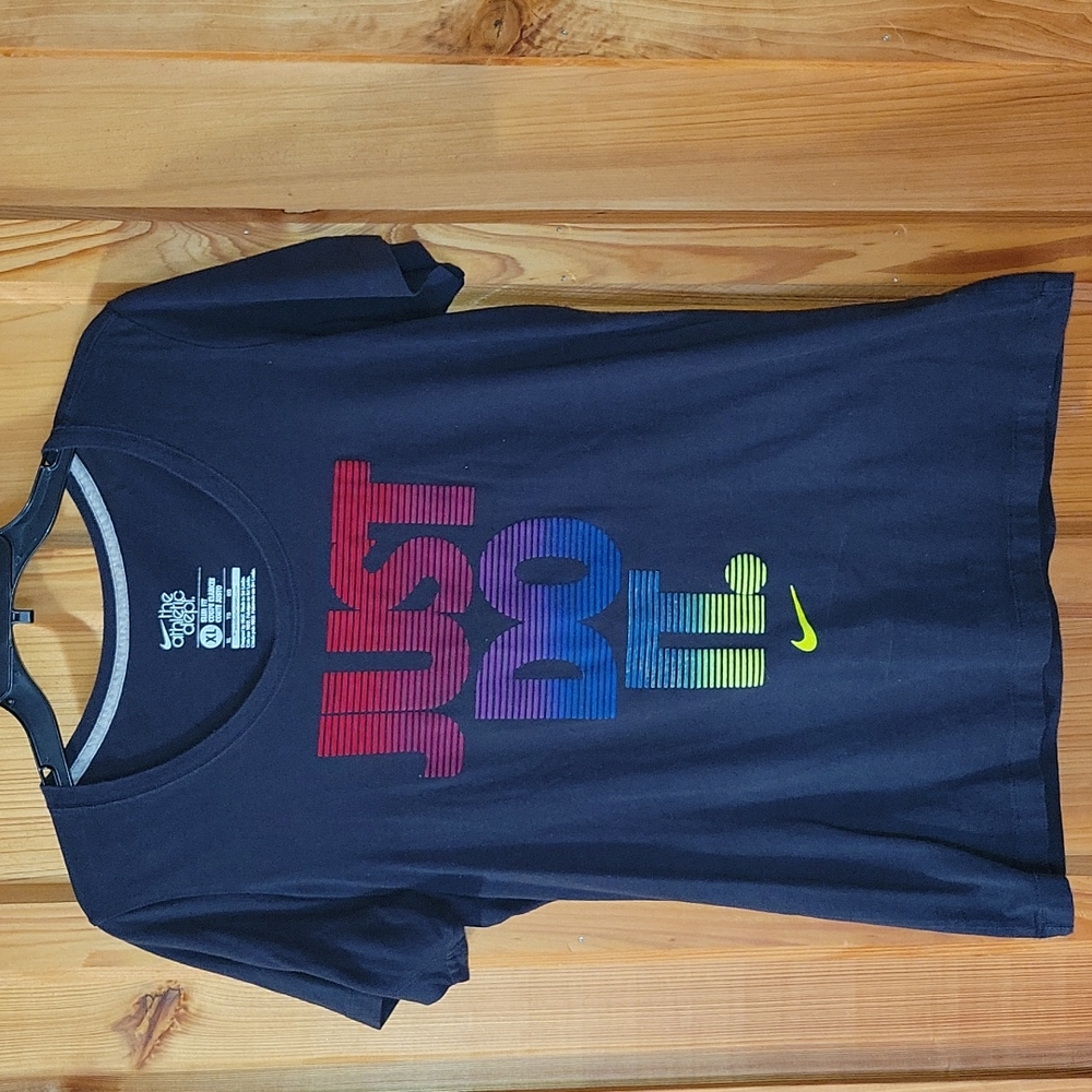 Nike Shortsleeve T-shirt 👕